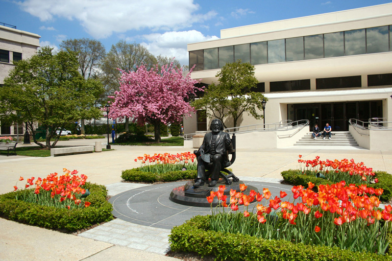 Hofstra University