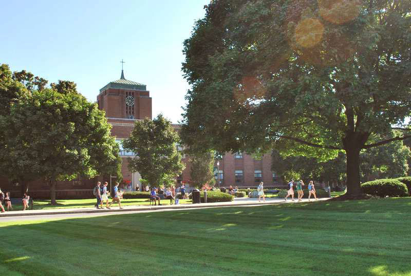Le Moyne College