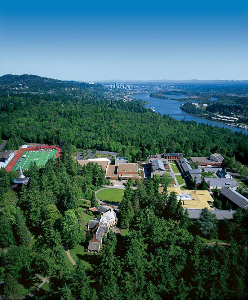 Lewis & Clark College