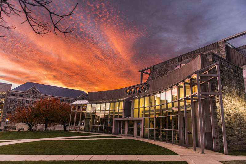 Saint Joseph's University